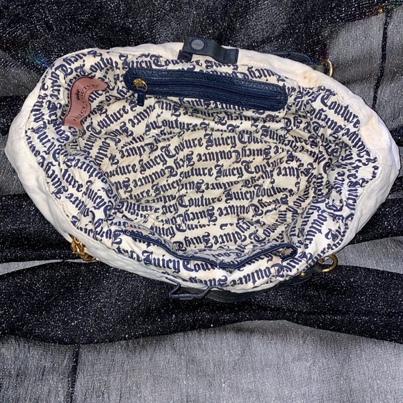 β¨ Juicy Couture Purse β¨ - Picture 5 of 11